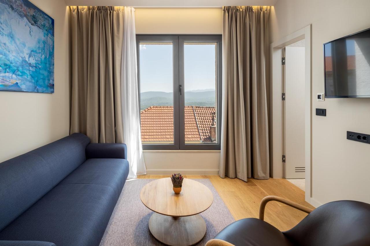 אימוטסקי Emotheo Heritage Hotel מראה חיצוני תמונה